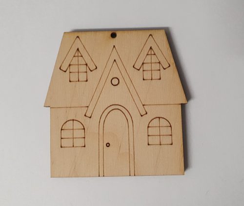 Fafigura Ház tetőteres 5x5 cm