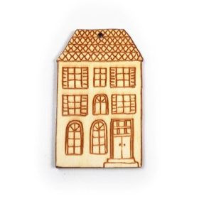 Lapos tetejű ház, fadísz 